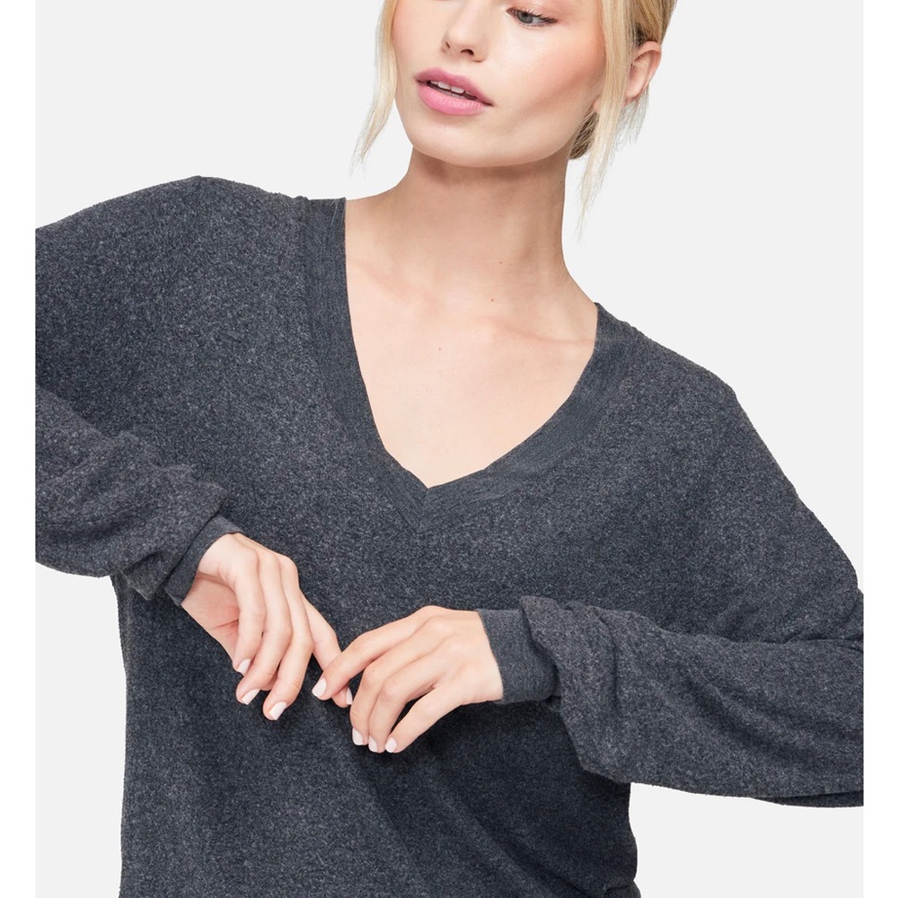 Large Wildfox v neck